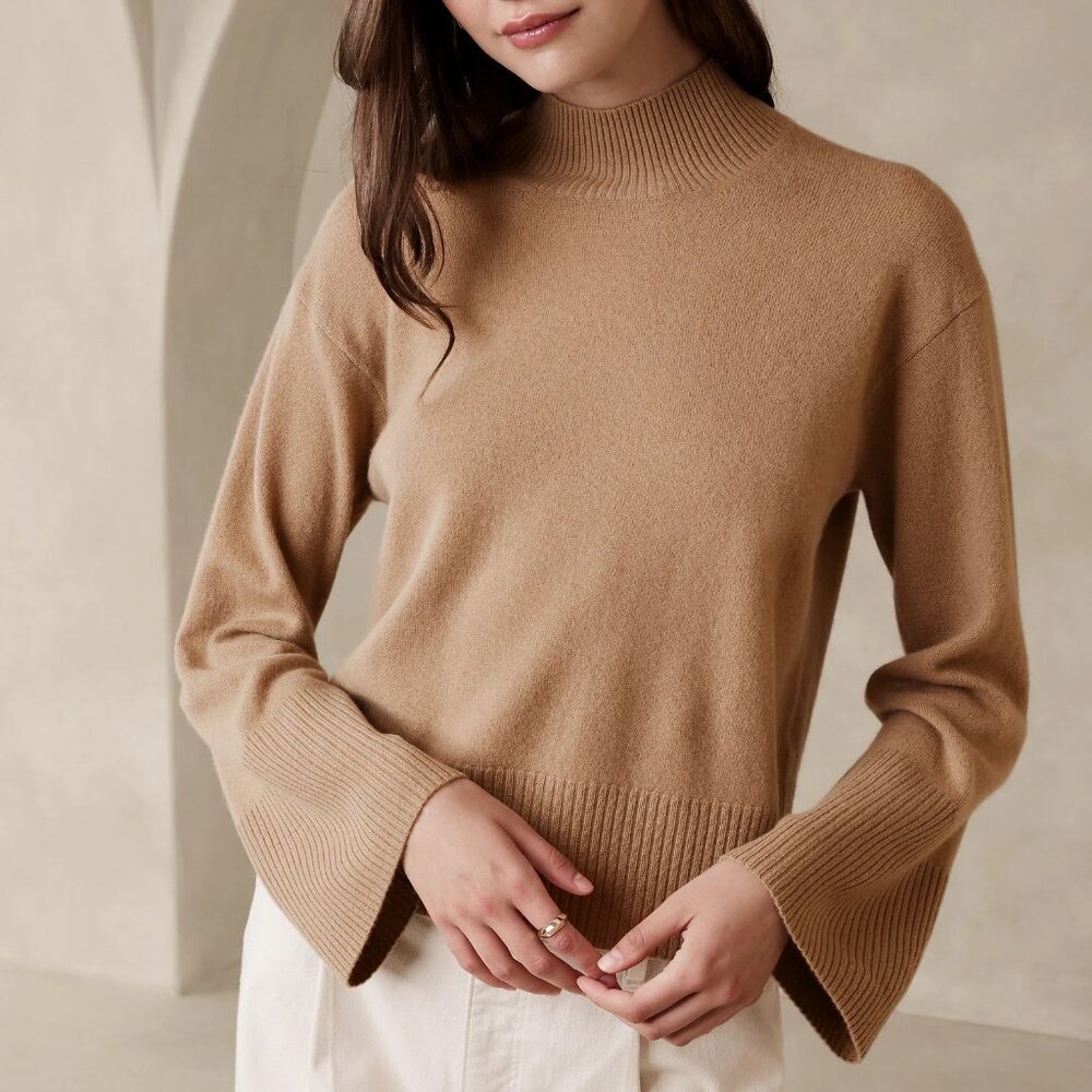 NEW! Banana Republic $170 Camel 100% Cashmere Flare Sleeve Turtleneck Sweater XS